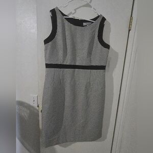 Size 16 Kasper Black and White Patterened Dress